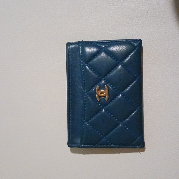 CHANEL CLASSIC CARD HOLDER - Picture 1 of 4